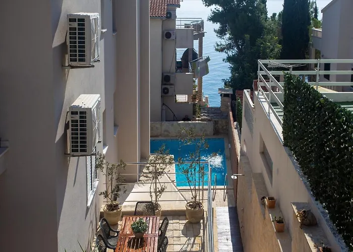 Aqua تروغير