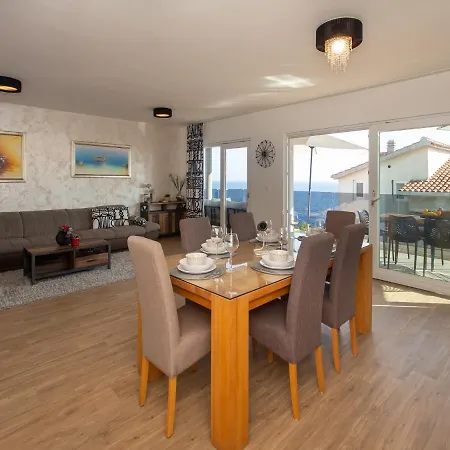 Apartment Aqua