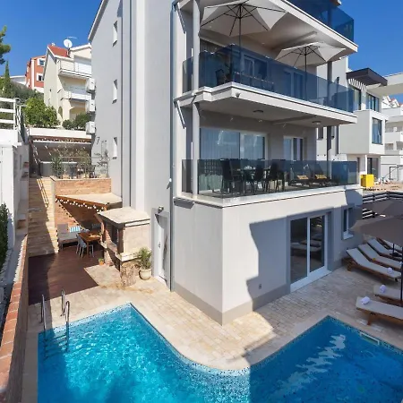 Aqua * Trogir