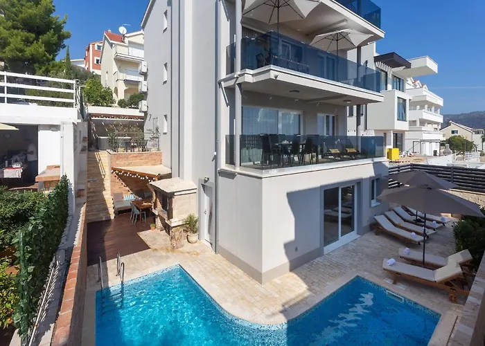 Aqua * Trogir